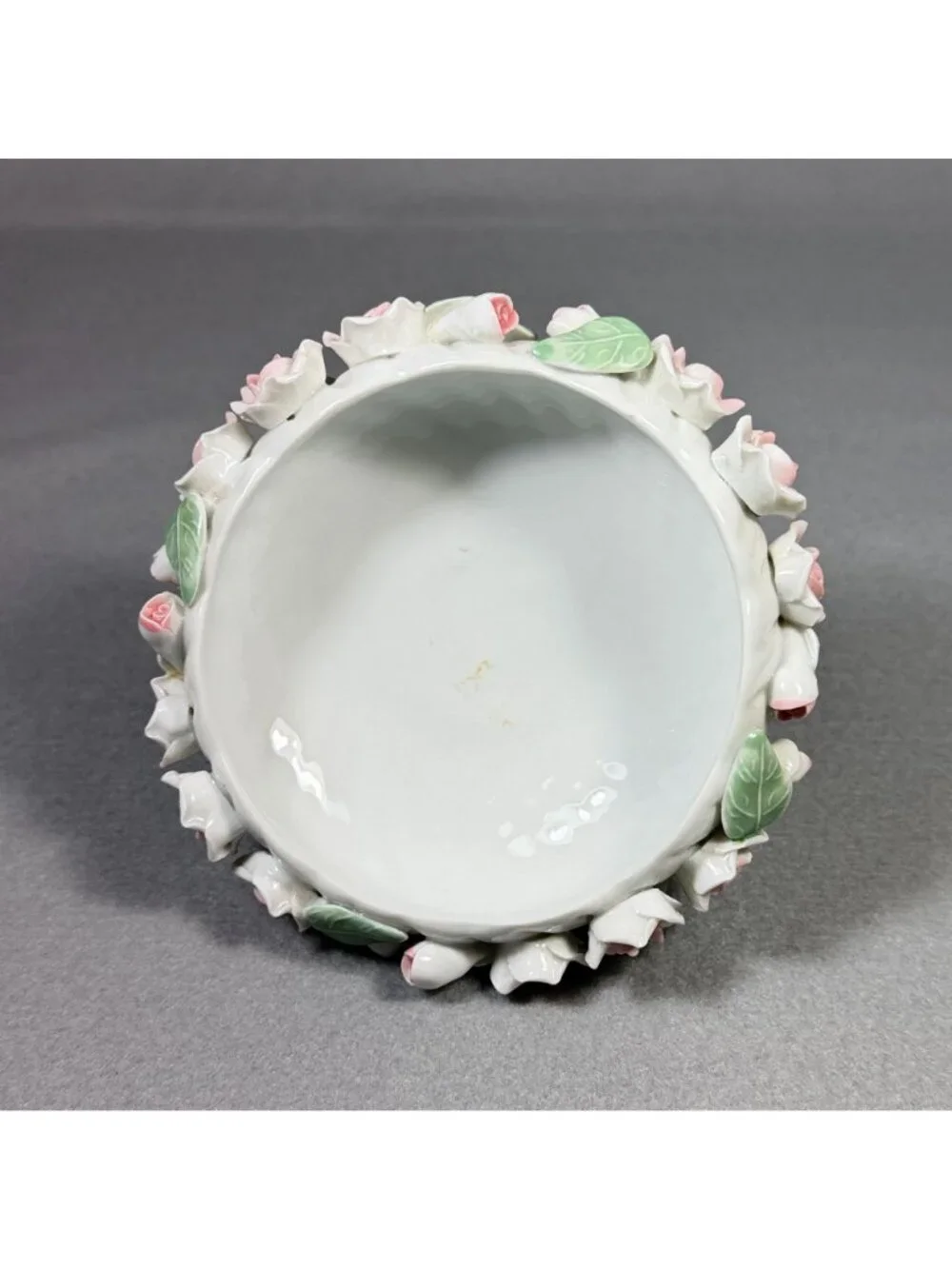 Vintage Encrusted Porcelain Rose Pedestal Bowl Capodimonte Style Candy Dish - Picture 4 of 11
